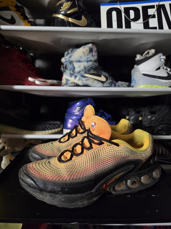 ? Jock\'s Worn! Nike Air Tuned Max Gradient Men Size 11 Orange/Yellow Sneakers main image 10